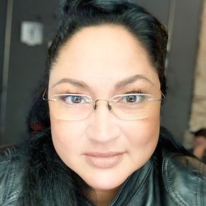 Meet your Posher, Camile desire